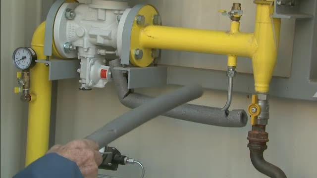 A fost un ger de au crapat tevile. Mai multe blocuri din Capitala au ramas fara gaze si curent