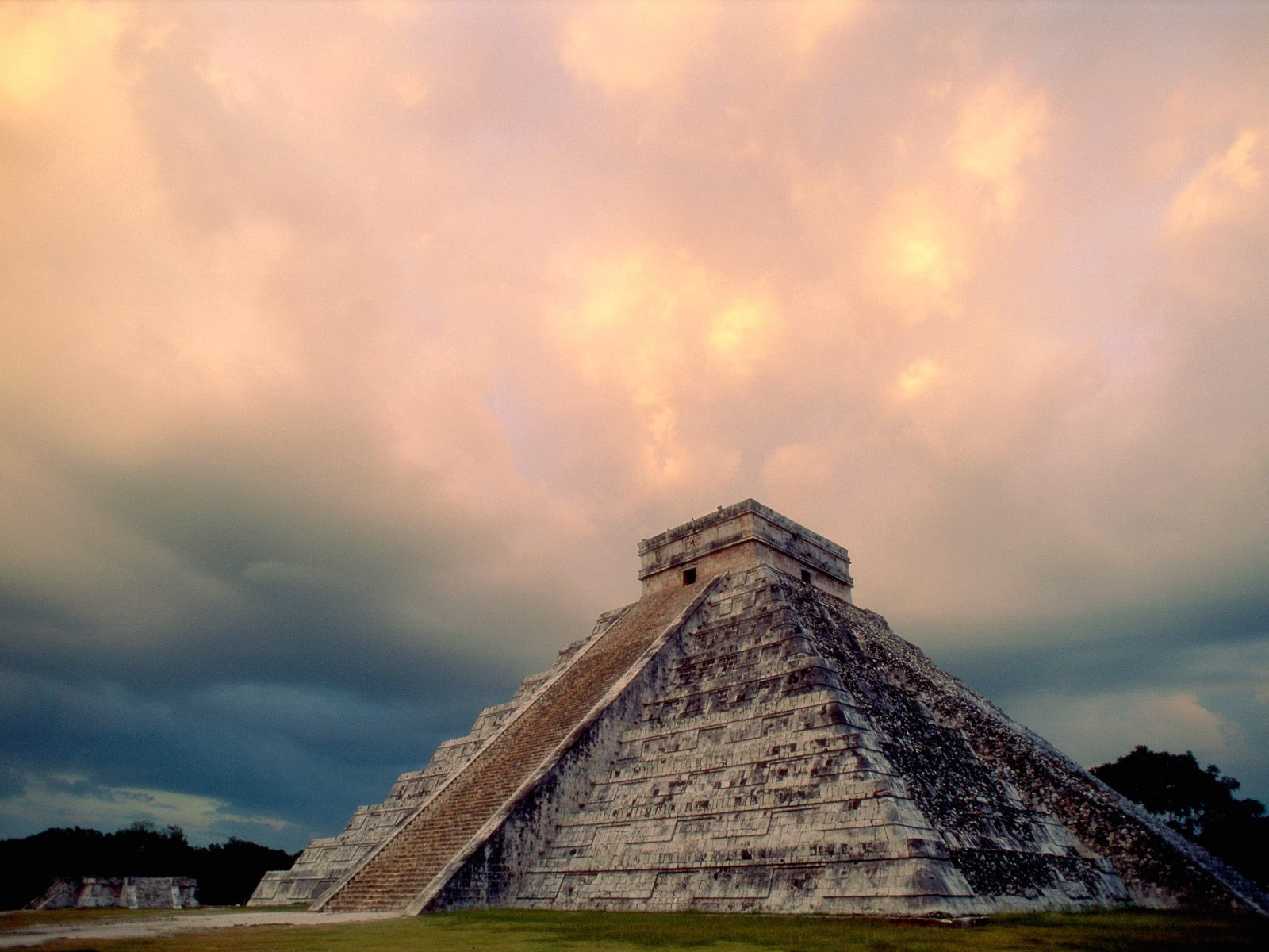 Stirileprotv.ro transmite LIVE de la Chichen Itza, locul unde mayasii au prezis "Sfarsitul lumii"