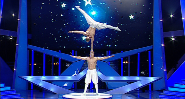 Nascuti acrobati. I-ati vazut la "Romanii au talent", iar acum fac parte din trupa Cirque du Soleil
