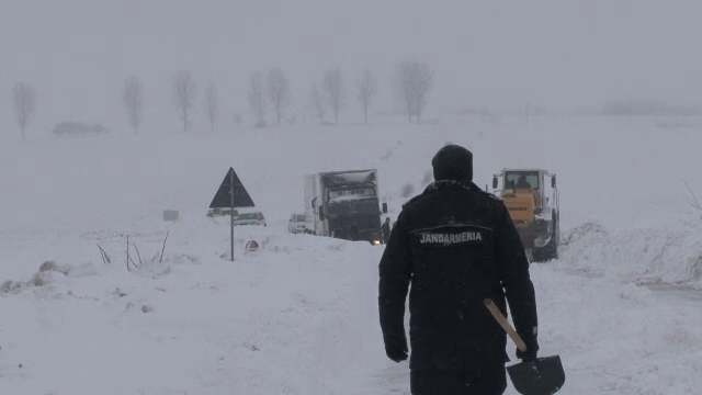 Dupa ce s-a renuntat la argumentul cu "gerul arctic",Guvernul transfera primariilor 3,5 milioane lei