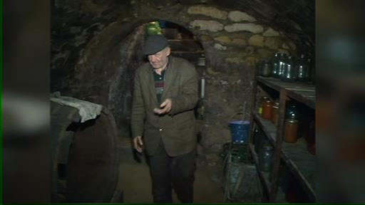 Cum se pregatesc moldovenii de Apocalipsa. Igor Cuciuc va petrece intr-un beci vechi de 483 de ani