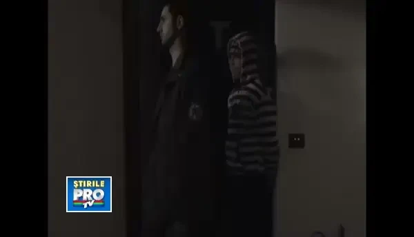 Afaceri de familie, ilegale. Peste 1000 de parfumuri contrafacute, gasite in casa unor soti din Arad