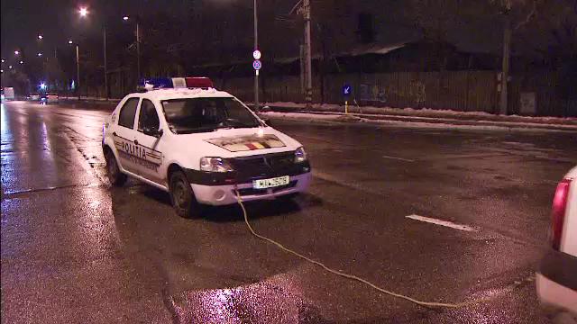 Politistii din Bucuresti, nevoiti sa patruleze pe jos, dupa ce jumatate din masini s-au stricat