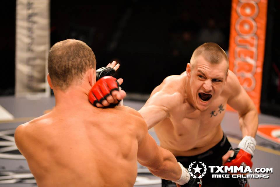 Droguri, sange si pariuri: Cele mai violente batai ilegale pe care le-ai vazut vreodata! VIDEO