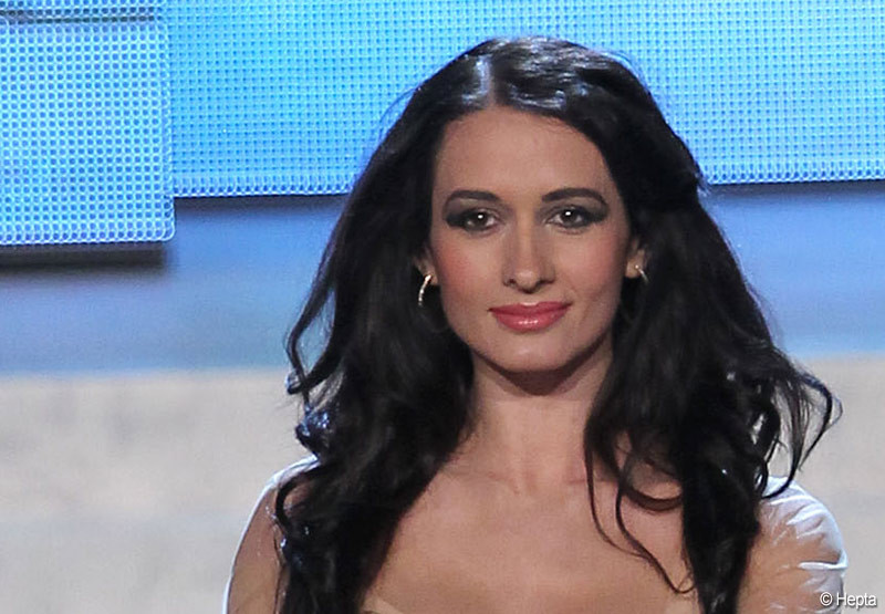 Miss Romania, in topul celor mai bizare costume nationale la Miss Univers 2012. Cum a fost imbracata