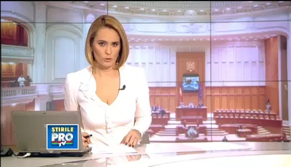 Un sfert dintre deputati au lipsit in prima zi de munca.Joi depun juramantul intr-o sedinta de 8 ore