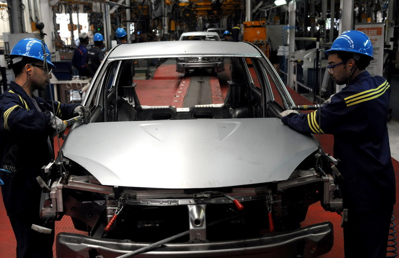 Dacia-Renault pregateste masina minune pe care o asteapta toti romanii. Pretul spulbera concurenta