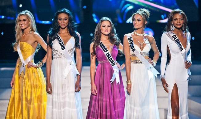 Miss Universe 2012: a adus tarii sale primul titlu din ultimii 15 ani! FOTO