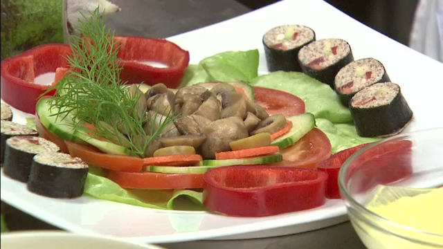 5% din romani renunta la porc pentru masa de Craciun si aleg bunatatile din carne usoara