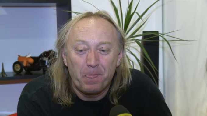 Toata lumea se intreaba cum petrece Hrusca Craciunul. Afla totul despre sarbatorile lui