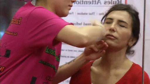 Tratamentele trasnite la care unele femei au apelat pentru a gasi tineretea vesnica