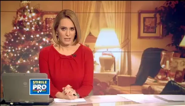 Zeci de colindatori au ajuns azi la castelul de la Savarsin. Masa regala de Craciun a fost pregatita