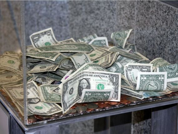 Asa ceva NU auzim prea des. Seful care si-a socat angajatii cu un mail, trimis la sfarsitul lunii