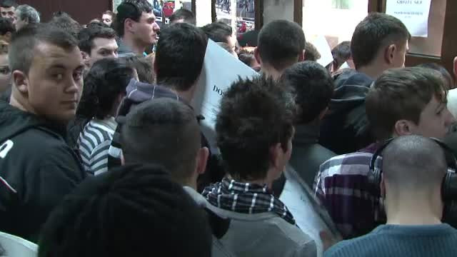 Daca e nevoie, divortam, numai sa avem masina. Romanii au gasit solutia sa scape de taxa de mediu