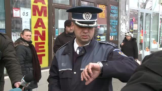 Firmele de paza, testate de politisti. In cat timp ajung la o banca unde s-a dat alarma de jaf