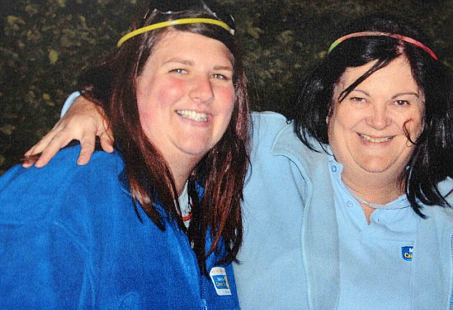 "Eram uriase". Cum arata cele doua femei, mama si fiica, dupa ce au slabit 100 de kg impreuna