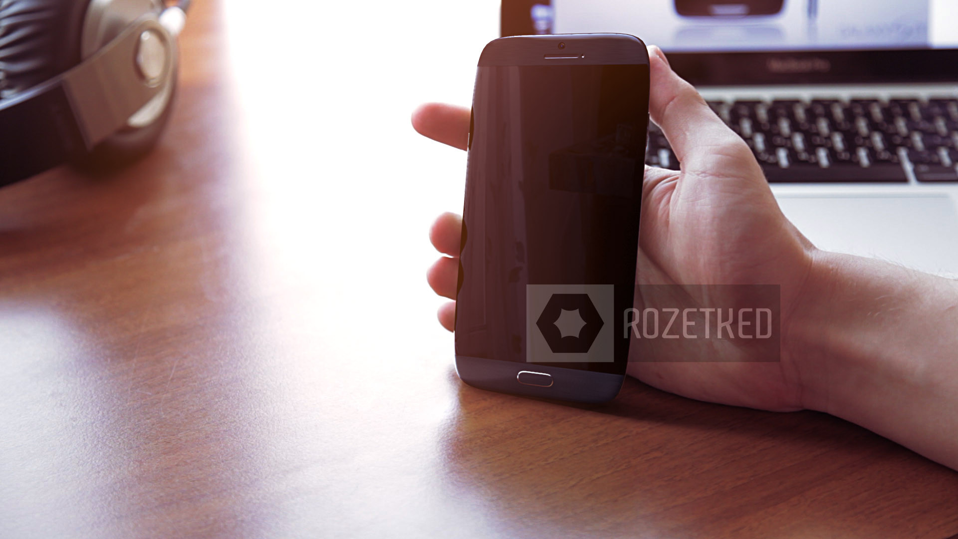 VIDEO: Samsung Galaxy S4, concept SF cu tastatura laser