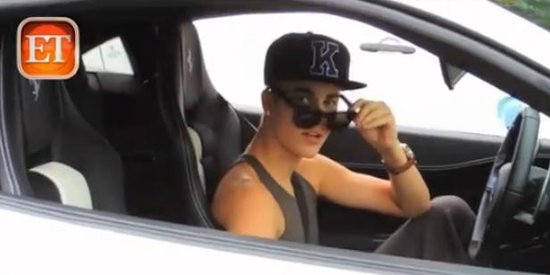 Un fotograf a murit calcat de o masina, in timp ce incerca sa pozeze limuzina lui Justin Bieber