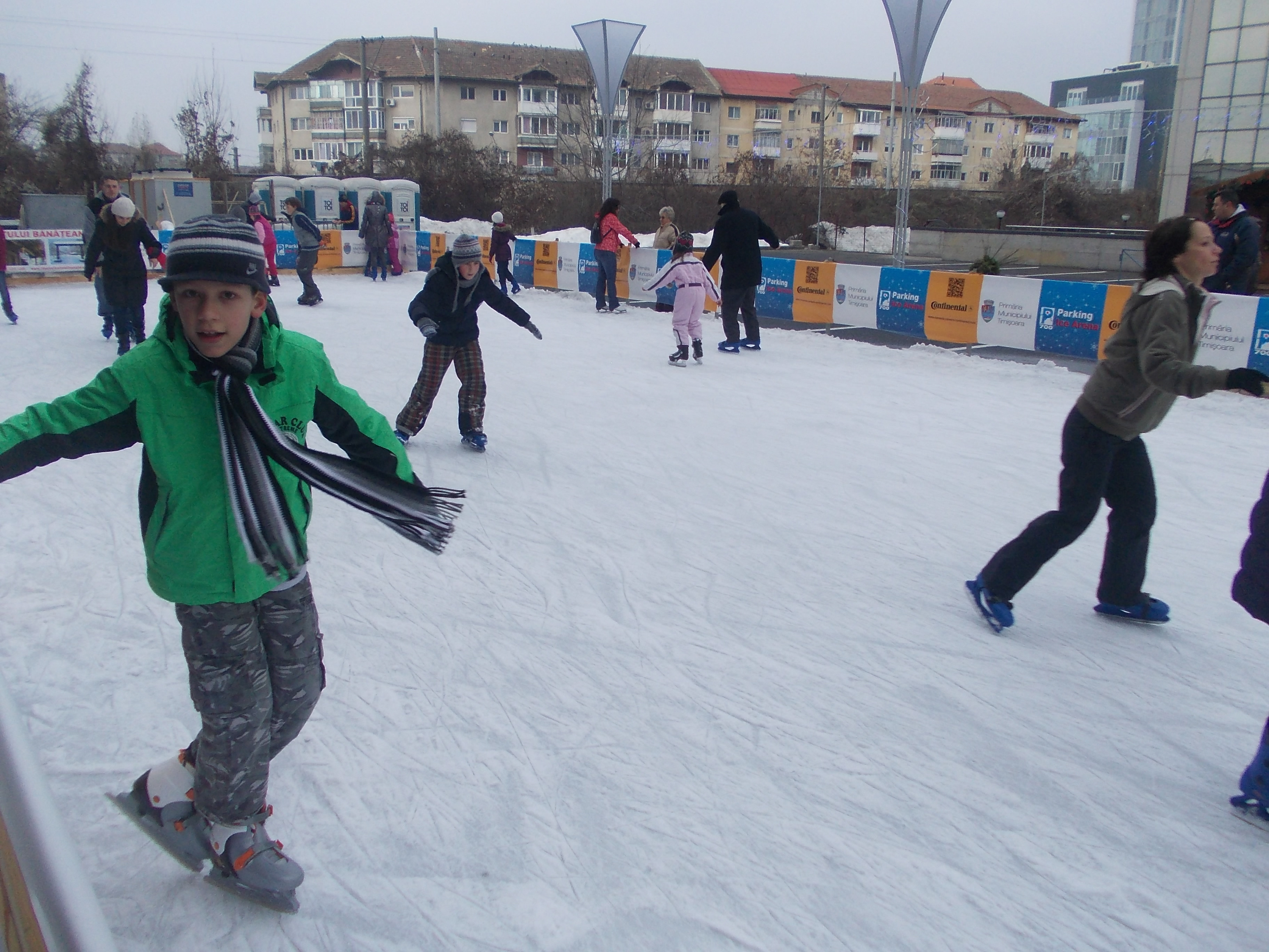 Record de patinatori in Targu Mures. Peste 30.000 de persoane au trecut pragul patinoarului din oras