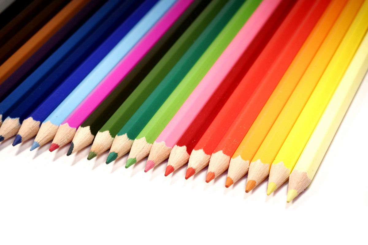 Cum ne manipuleaza companiile. Secretele din spatele culorilor folosite de marile branduri