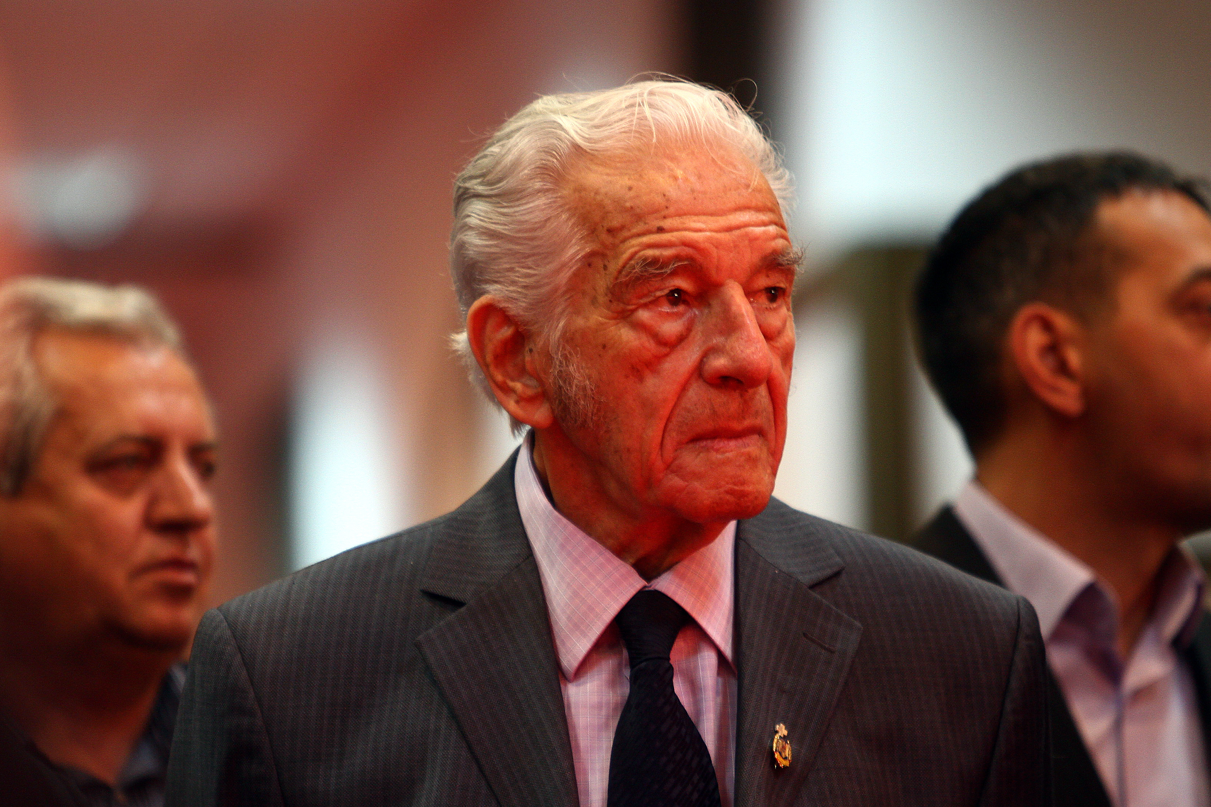 Urna cu cenusa regizorului Sergiu Nicolaescu a fost inhumata la Cimitirul Bellu Militar