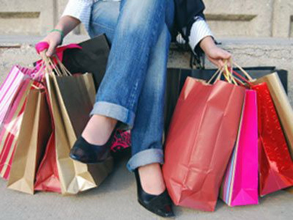 Liber la shopping. Reduceri de pana la 70% la centrul comercial din Floresti