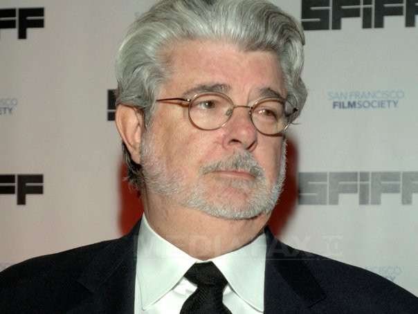 George Lucas, tatal francizei Star Wars, s-a logodit la varsta de 68 de ani