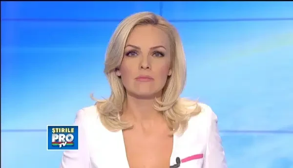 Naomi Campbell, atacata si jefuita pe o strada din Paris. Diva s-a ales cu un ligament rupt