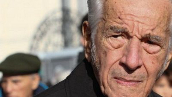 Odihneasca-se in pace!, spunem noi, crestinii. Si-apoi huiduim, pentru ca nu ne place spectacolul.