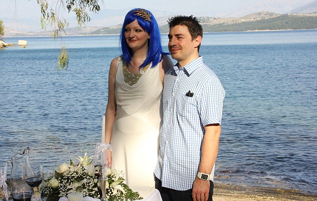 Gemma si Luke in Corfu