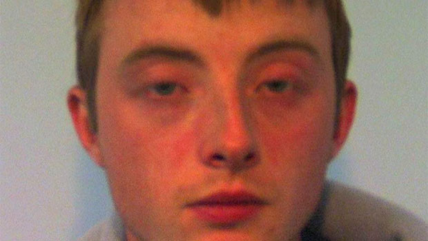 Reintalnirea pe Facebook cu fostul iubit aproape ca a costat-o viata. Reactia actualului logodnic