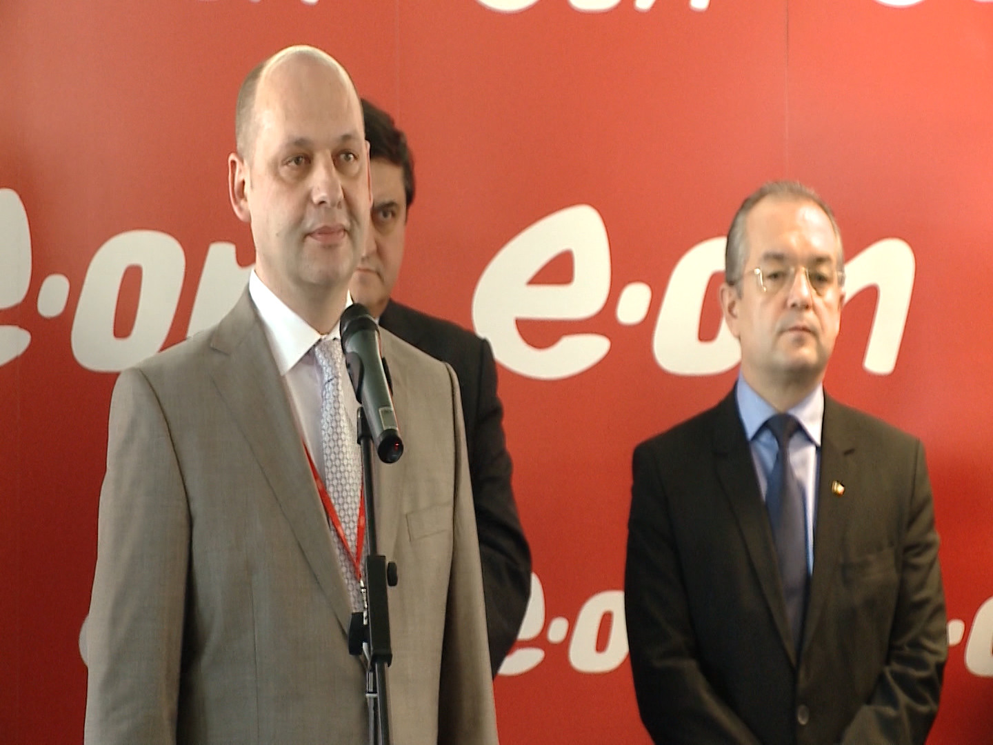 Contabilii, la mare cautare in Cluj. Aici se va tine contabilitatea firmelor din grupul E.On