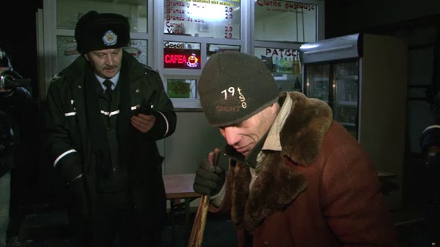 Persoanele fara adapost din Baia Mare, duse la centre sociale, din cauza gerului de minus 16 grade