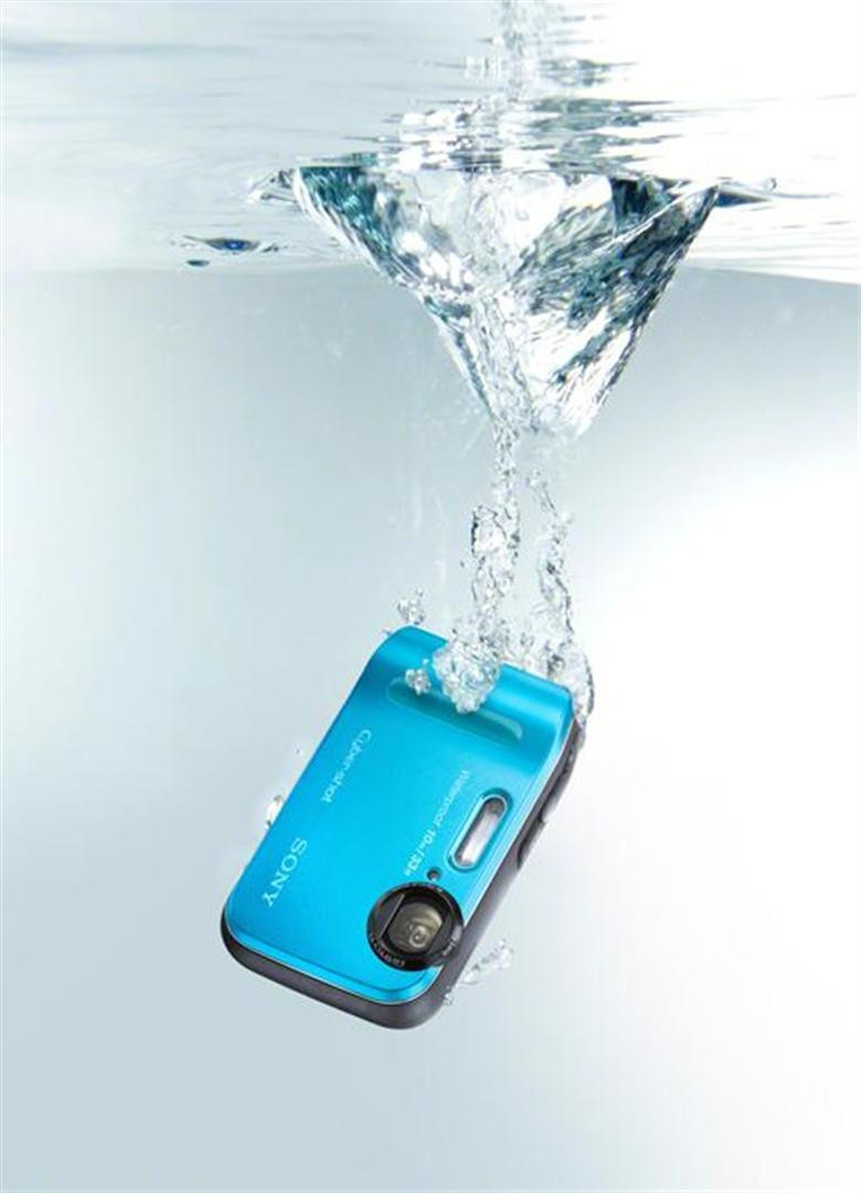 Lansari spectaculoase la CES 2013 din partea Sony. Secretele telefonului Xperia Z si TV-ului 4K OLED