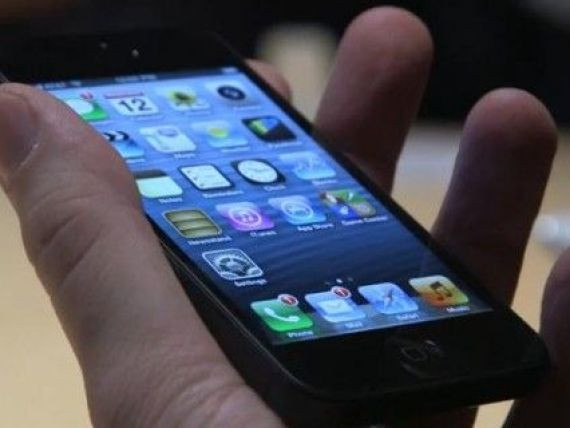 Apple vrea sa lanseze in 2013 un iPhone ieftin
