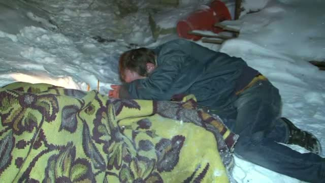 Lasati singuri acasa, patru frati din Bacau au murit intr-un incendiu care le-a mistuit locuinta