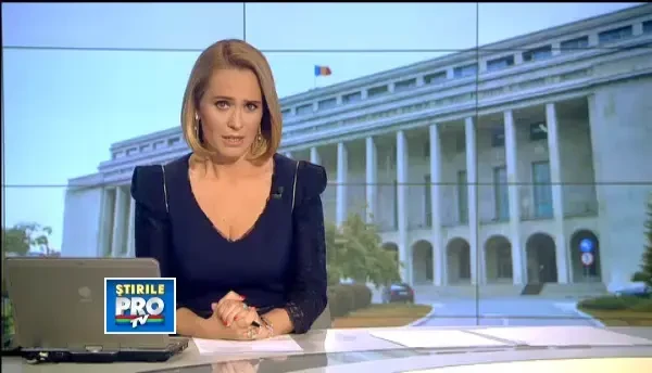 N-au loc nici in sala, nici in parcare. Ponta le-a cerut ministrilor sa renunte la unii consilieri