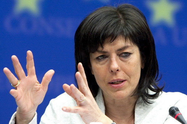 Decizia care irita pasionatii de masini. Femeia care nu mai vrea femei intr-o lume a barbatilor