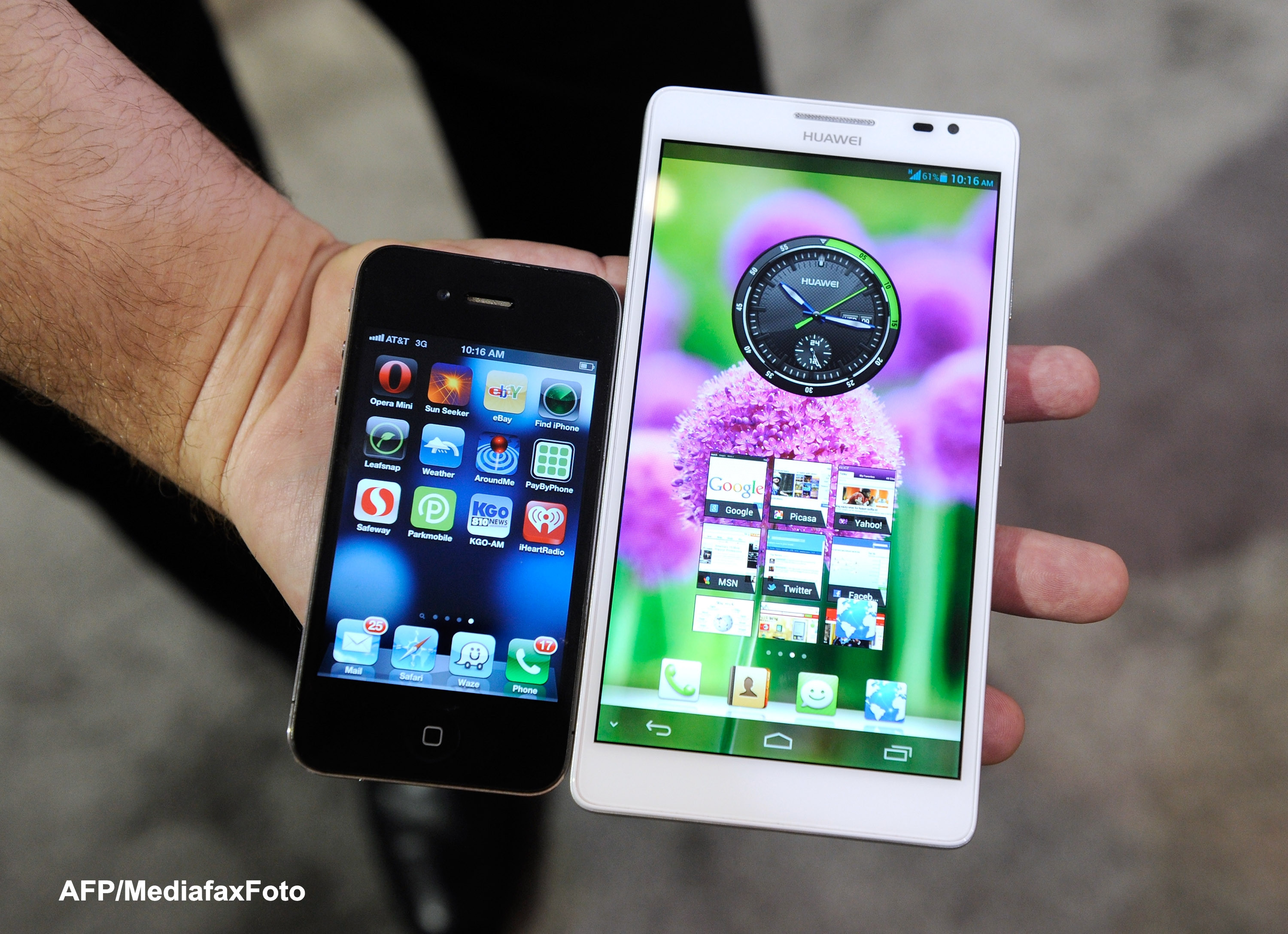 Lenovo intra pe piata super telefoanelor cu "phablet": un hibrid telefon-tableta de 5,5 inch. VIDEO