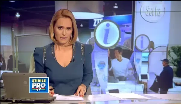 Cele mai ciudate telefoane la CES 2013: unul rezista 15 ani in stand-by, altul e pentru