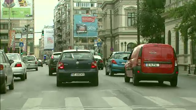Cumparatorii de masini electrice vor primi un ecotichet in valoare de 12.000 lei