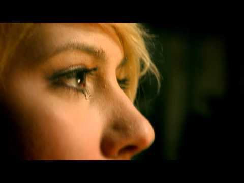 Inca o DESPARTIRE BOMBA a fost anuntata acum cateva clipe pe Facebook. MII DE FANI au reactionat