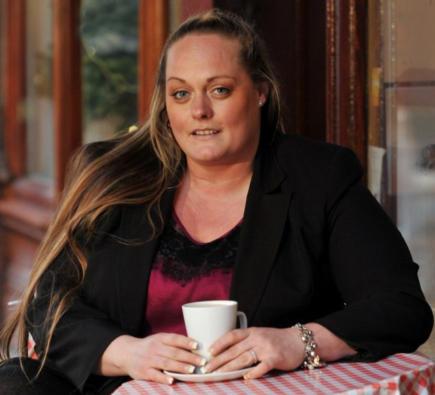 Ororile traite in copilarie au transformat-o in femeie de cariera. De ce a ales meseria de avocat