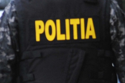 Elev amenintat cu cutitul, in timpul orei si in fata profesoarei, la un liceu din Baia Mare