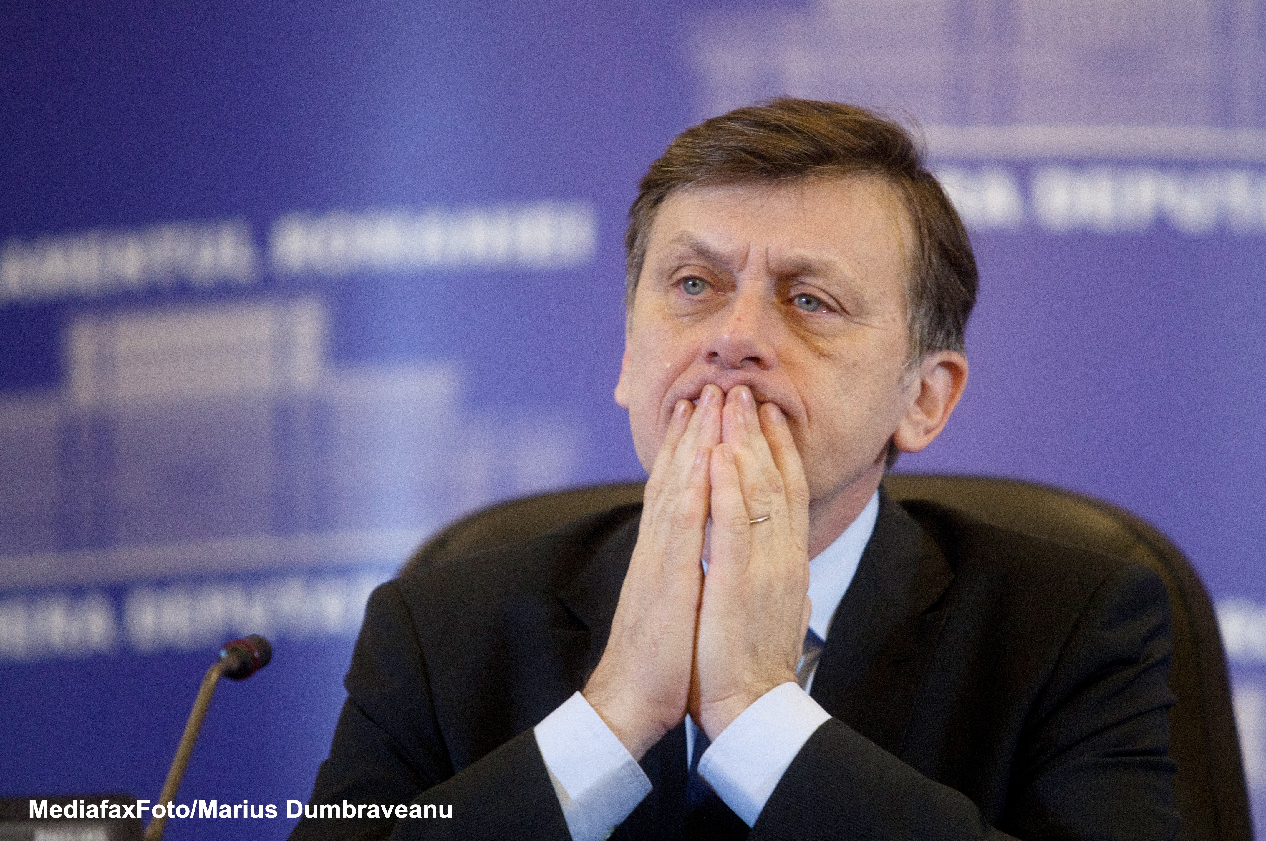 Crin Antonescu ramane "vigilent" in privinta programului de guvernare al USL la Ministerul Justitiei