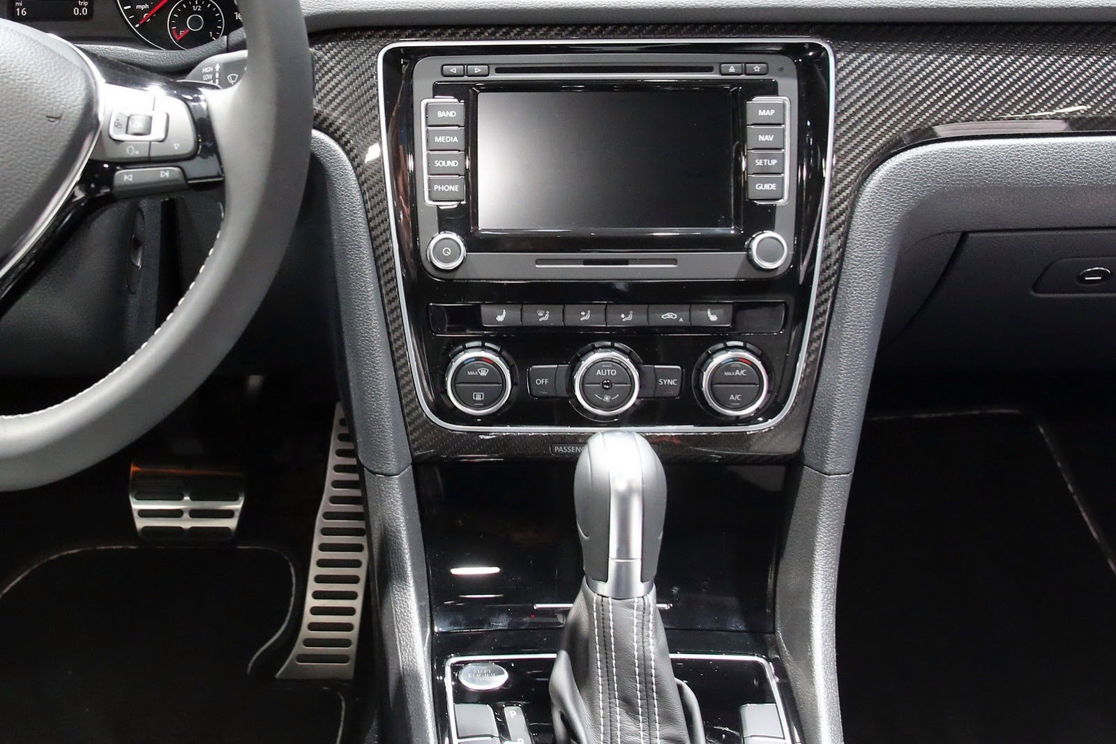 VW Passat Performance Concept