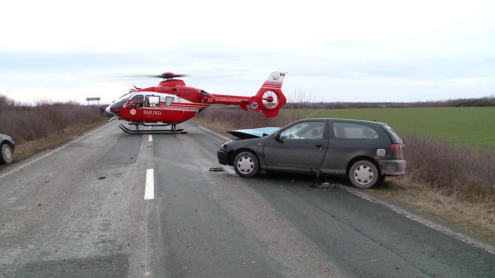 Accident cu cinci raniti in judetul Timis. O persoana a fost preluata de un elicopter SMURD