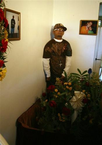 I-a lasat 330.000 de lire sterline sotiei, cu conditia sa fumeze 5 trabucuri pe zi: Top 10 testamente bizare