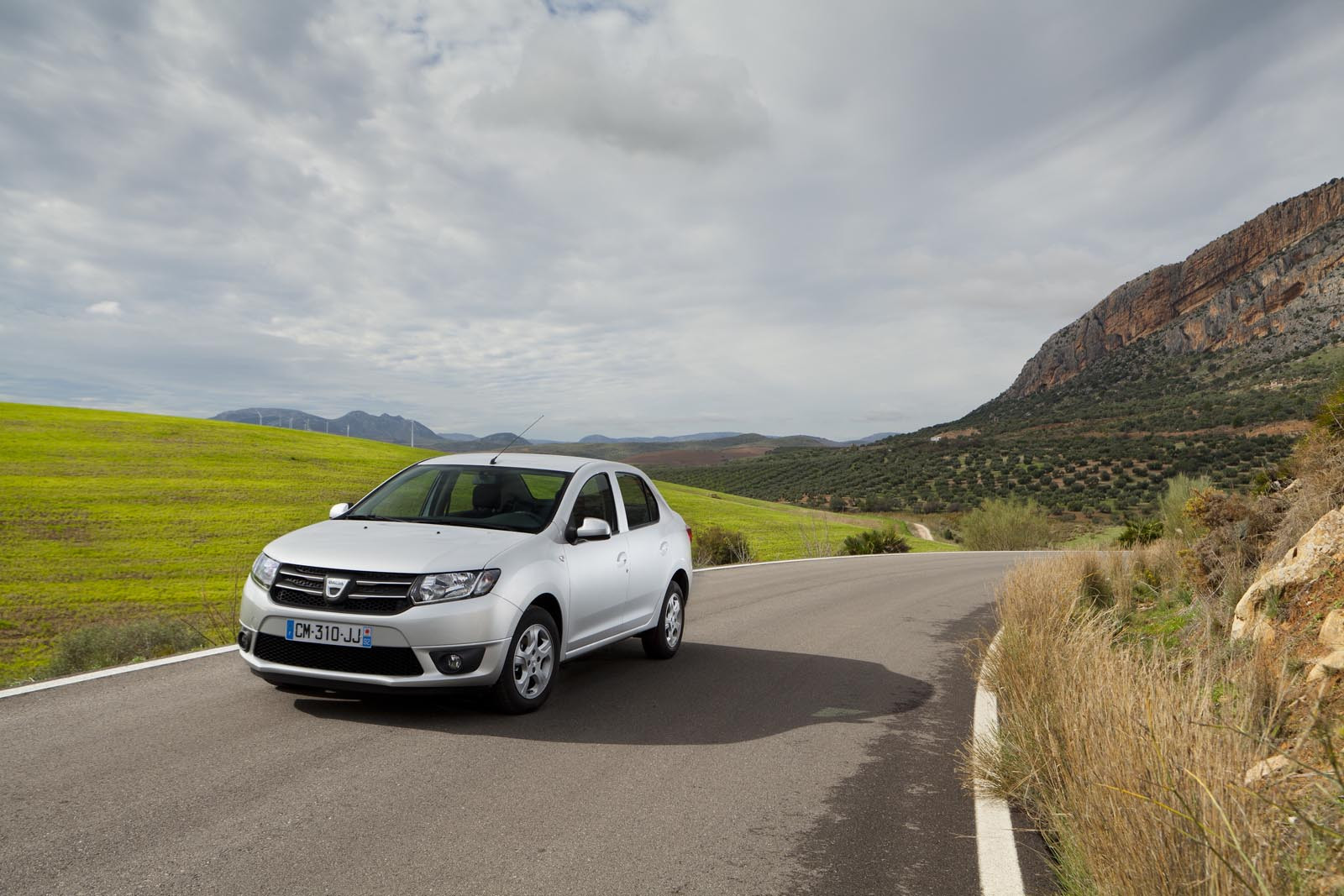 RCA se va scumpi cu 25-30%. Cauzele din spatele majorarii