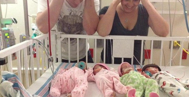 Ce a facut o femeie la 12 ani dupa ce a nascut cvadrupleti. Medicii nu au crezut ca este posibil